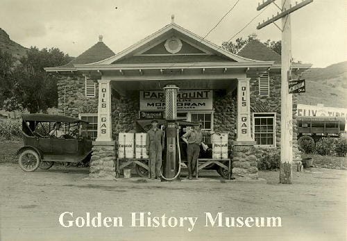 This image has an empty alt attribute; its file name is oasis-service-station500.jpg