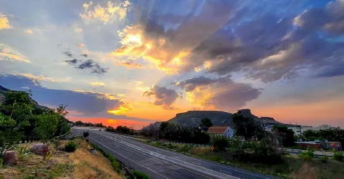 Sunrise, Train Rides, a Summer Sale, and a Historic Water Tank