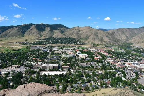 Downtown Business and the Impending Railroad