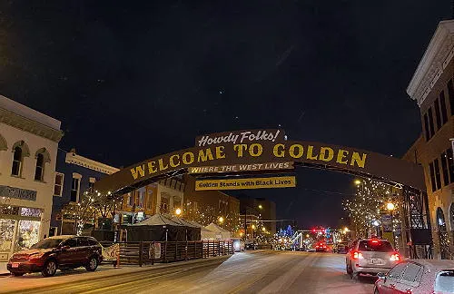 Progress on Vaccinations, History Tour, Quarantine Cafe, Magic Mountain