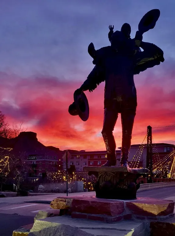 A Pretty Golden Home