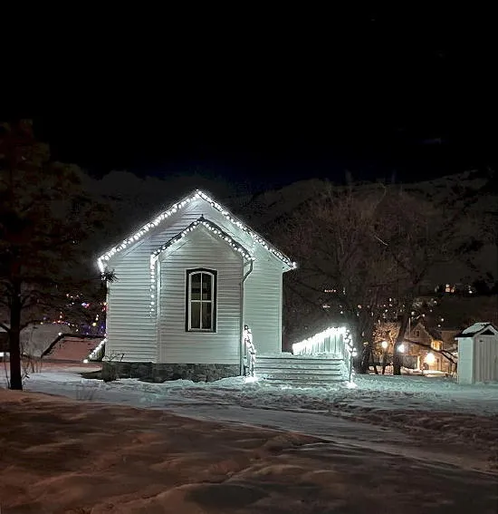 Tours, Trivia, Movies, and Seeing the Rose’s Innards