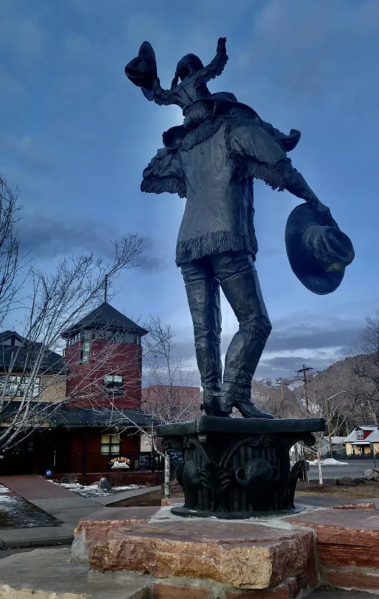 Abraham Lincoln, William Cody, and Oscar Wilde