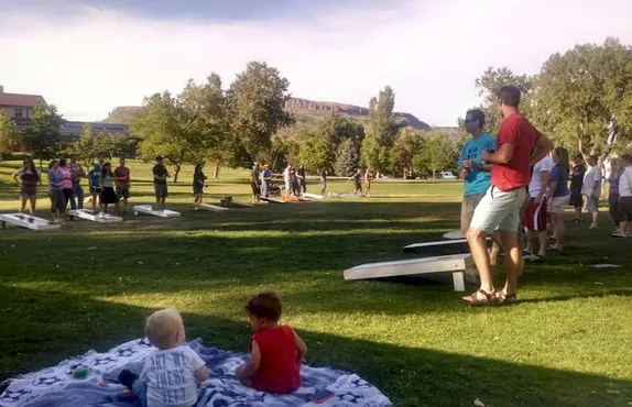 Sign Up for Summer Cornhole