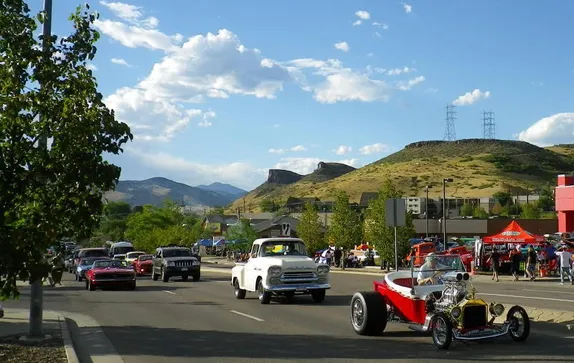 5-8:30PM Golden Super Cruise @ South Golden Road