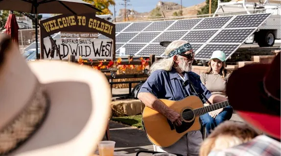 10AM-3PM Country Market  @ Golden Hayride Outpost